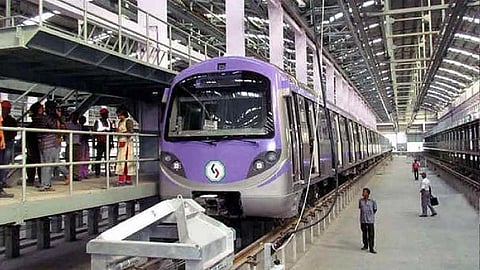 Kolkata Metro: कोलकाता मेट्रो को लेकर अच्छी खबर… एक दिन में रचा इतिहास….