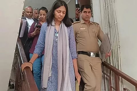 Swati Maliwal Case : एक वीडियो आया सामने जिसमें दिख रहा कि …