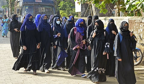 भारत में हिंदुओं की जनसंख्या में बड़ी गिरावट, मुस्लिमों की बढ़ी आबादी, पाकिस्तान रह गया पीछे