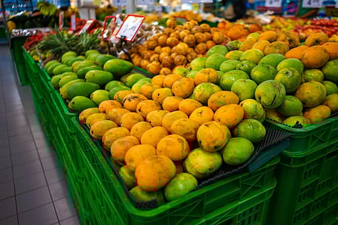 महंगाई ने जमाई षष्ठी पर ‘फीका’ कर दिया आमों का स्वाद