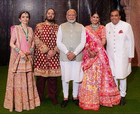 Anant-Radhika की शादी का रिसेप्शन, कल आशीर्वाद सेरेमनी में PM मोदी पहुंचे