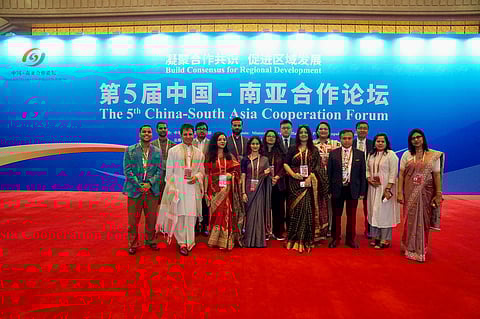 5वें चीन- साउथ एशिया कोऑपरेशन फ़ोरम की बैठक में सदस्य देशों ने कहा : हम सब विकास की गति में चीन के साथ है