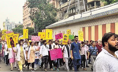 Kolkata Rape-Murder Case : काम पर नहीं लौटेंगे जूनियर डॉक्टर
