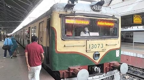 Train Cancellation Howrah Division : कल रद्द रहेंगी हावड़ा डिविजन की कई ट्रेनें, देखें List