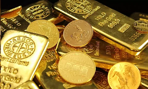 सोना फिर एक लाख के पार, चांदी भी चमकी