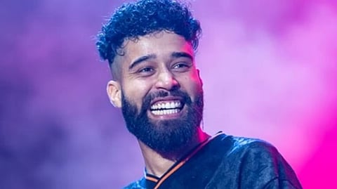 इस मशहूर सिंगर के घर के बाहर गोलीबारी