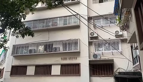 ईडी की बड़ी कार्रवाई: आरजी कर कॉलेज के पूर्व प्रिंसिपल संदीप घोष और तृणमूल विधायक के ठिकानों पर छापेमारी