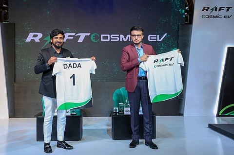 राफ्ट कॉस्मिक ईवी ने विश्व ईवी दिवस पर सौरव गांगुली को ब्रांड एंबेसडर घोषित किया