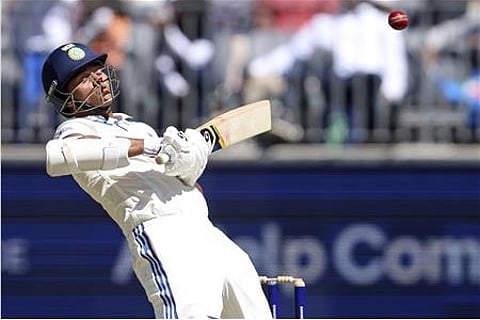 IND vs AUS, 1st Test, Day 2 : यशस्वी का अर्द्धशतक, भारत की बढत 145 के पार