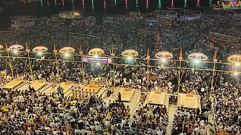 देव दीपावली 2024: सज गए घाट, 20 लाख दीयों से जगमग होगी काशी