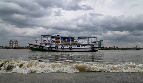 West Bengal Cyclone: बंगाल की खाड़ी में फिर बन रहा चक्रवात