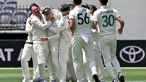 IND vs AUS: ऑस्ट्रेलियाई गेंदबाजों ने टेस्ट क्रिकेट में रचा इतिहास, पहली बार हुआ कुछ ऐसा