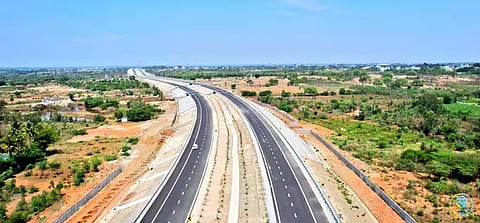 शुरू हो गया है नया टोल फ्री एक्सप्रेसवे, 2 बड़े शहरों को 3 घंटे में करेगा तय