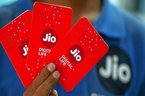 नये साल पर Jio का धमाकेदार प्लान, सिर्फ इतने रू में मिलेंगे शानदार ऑफर