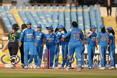 IND w vs Ire w : स्मृति का सबसे तेज शतक, भारत ने 3-0 से सीरीज जीती