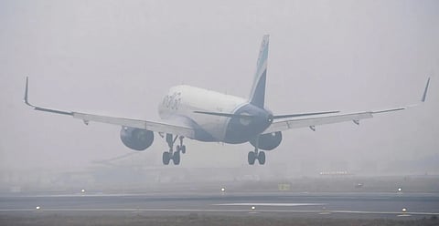 घने कोहरे का पहरा