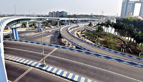 अगर आप रात को मां फ्लाईओवर से गुजरते हैं तो पढ़िए यह खबर!