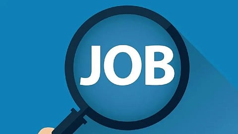 बैंकिंग एवं वित्तीय सेवा क्षेत्र में उत्पन्न होंगी
2.5 लाख नौकरियां