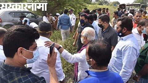 Chhagan Bhujbal at Road accident spot
