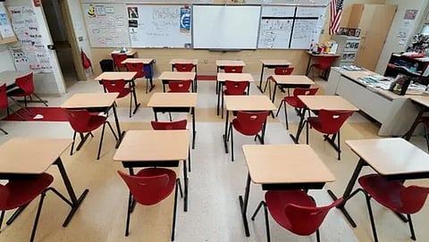 शाळा सुरु करण्यास मुंबई महापालिका अनुकूल, पण टास्क फोर्स म्हणते...