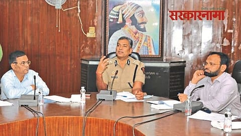 Police commissioner Deepak Pande with Bank officers
