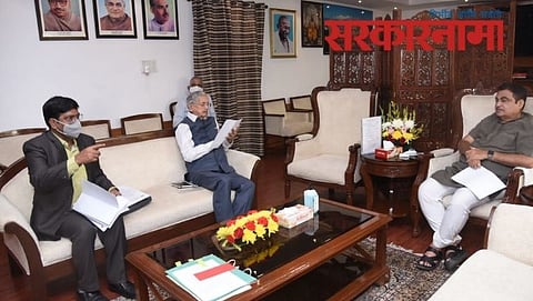 Minister Subhash Desai-Nitin Gadkari