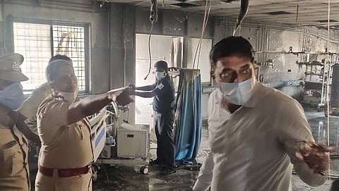 District Superintendent of Police inspecting the intensive care unit of Ahmednagar District Hospital