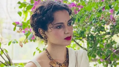 कंगनाने पुन्हा डिवचलं, 'इंदिरा गांधींनी खलिस्तान्यांना चपलेखाली चिरडलं'