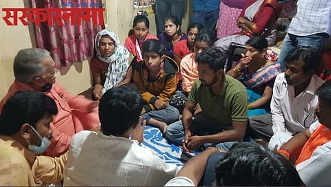 Shivsena Help Ruikar Family