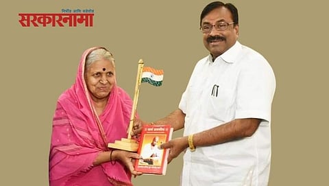 Sudhir Mungantiwar Reaction After Sindhutai Sapkal Death