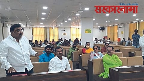 Dhule Standin committee meeting