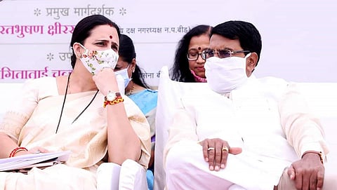 Chitra Wagh-Jaydatta Kshirsagar