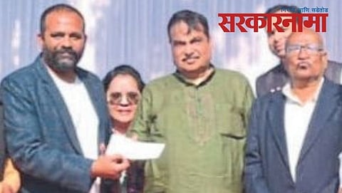 Nitin Gadkari & Pranav Pawar at New Delhi