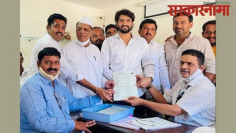 राष्ट्रवादीने डावलेल्या ढमढेरे पिता-पुत्रांनी शक्तीप्रदर्शन करत भरला अर्ज!