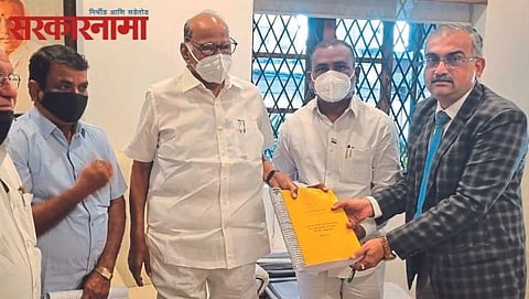 Sharad Pawar with Girna delegation