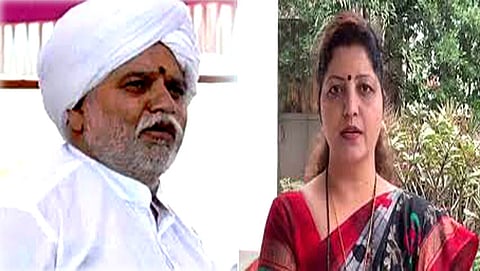 Bandatatya Karadkar, Rupali Chakankar