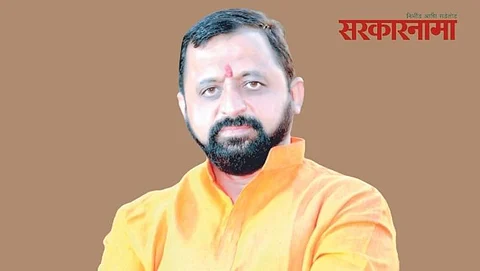 Manoj More, Shivsena leader, Dhule Latest Marathi News updates, Manoj More News