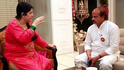 Vasant More with Sharmila Thackeray