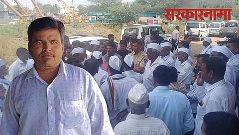 Accuse police constable & Crowd