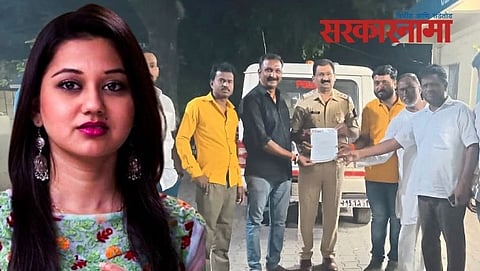 Shivsena leaders with Police