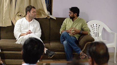 विधानसभा निवडणुकीआधी राहुल गांधींनी गुजरातमध्ये टाकला हुकुमाचा एक्का