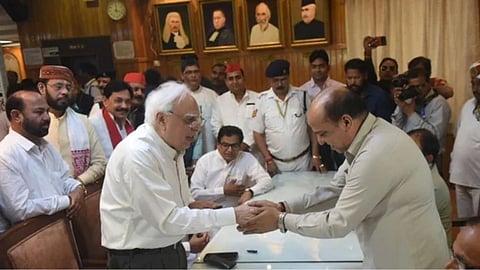 Kapil Sibal filed nomination for Rajya Sabha Latest Marathi News