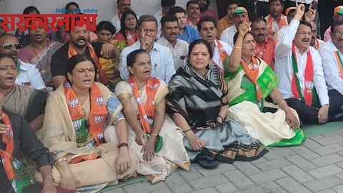 MLA Devyani Pharande, Seematai Hire News, Seematai Hire with party workers.