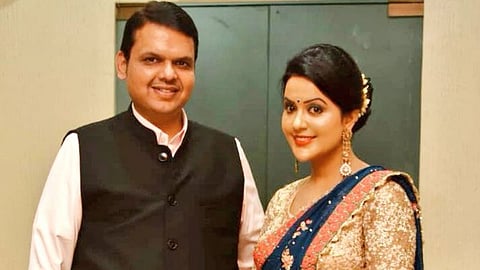Devendra Fadnavis, Amruta Fadnavis