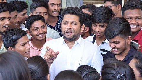 Dr. Sujay Vikhe Patil