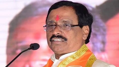 संभाजीराजेंना राष्ट्रवादी, काँग्रेस,भाजपची उमेदवारी चालले, पण शिवधनुष्य चाललं नाही !