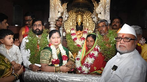 Eknath Shinde, Lata Shinde in Pandharpur Latest News