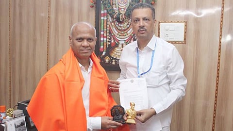 Dharma Reddy, milind-narvekar
Tirumala Tirupati Devsthan