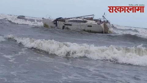 Raigad Suspected Boat Latest News