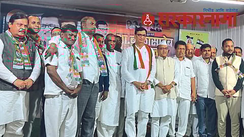 Congress leaders with Balasaheb Thorat